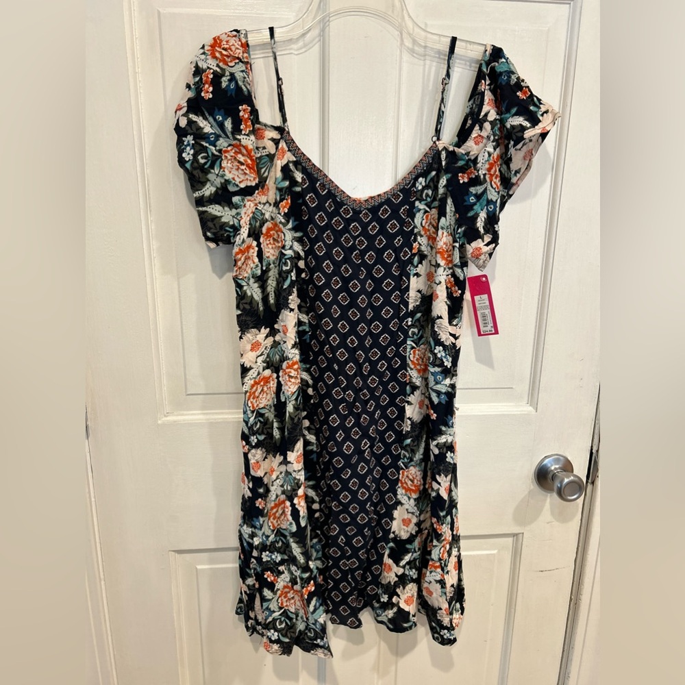 Juniors floral sundress. New with tags NWT  Size large